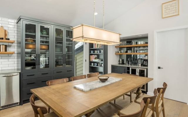 Martingale Lane Home