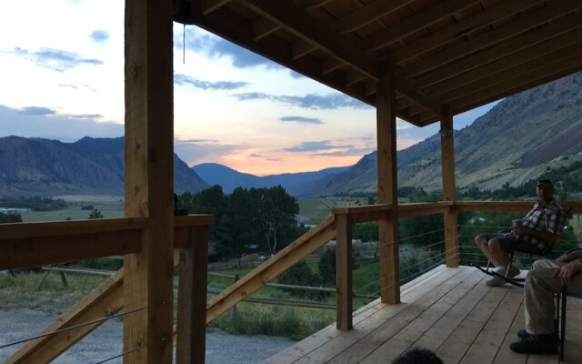 Little Trail Creek Cabins