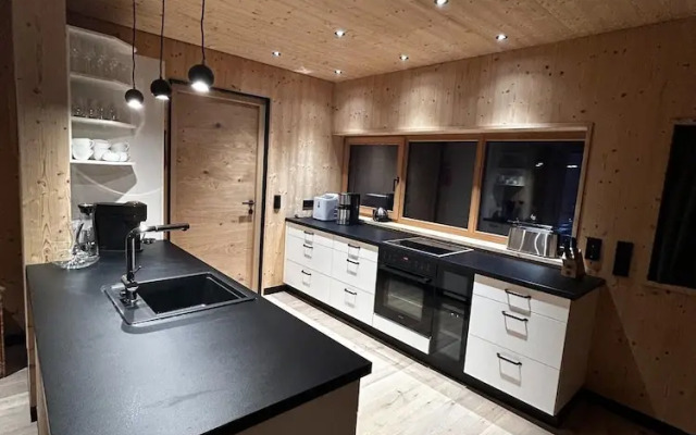 Chalet With Private Sauna House and Garden