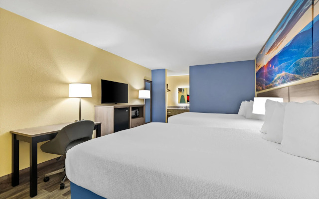 Days Inn by Wyndham Cleveland TN