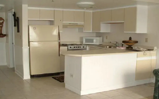 The Palace Resort by MB Rooms for Rent