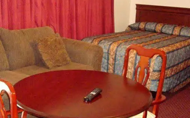 Whispering Pines Motel