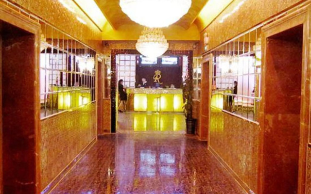 Baihuacun International Hotel