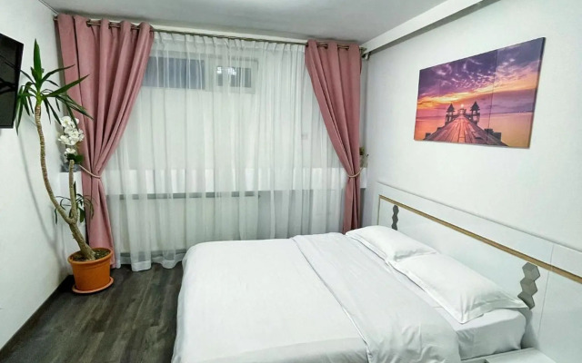 New apartment in luxury zone with garden,free parking