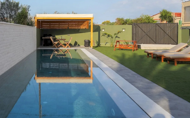 Potame Suite by Estia Garden View