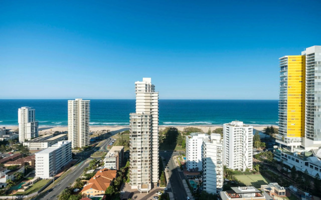 Aria Apartments