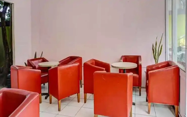 Oyo 91796 Guest House Ghalta Syariah