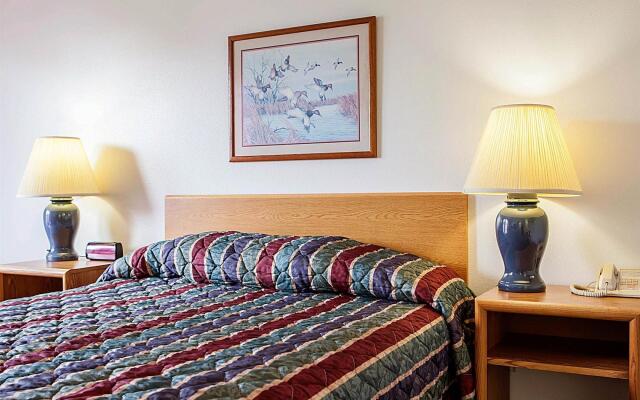 Econo Lodge West Liberty
