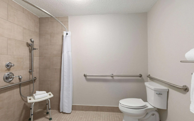 Baymont by Wyndham Nashville