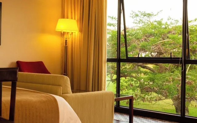 Phakalane Golf Estate Hotel & Convention