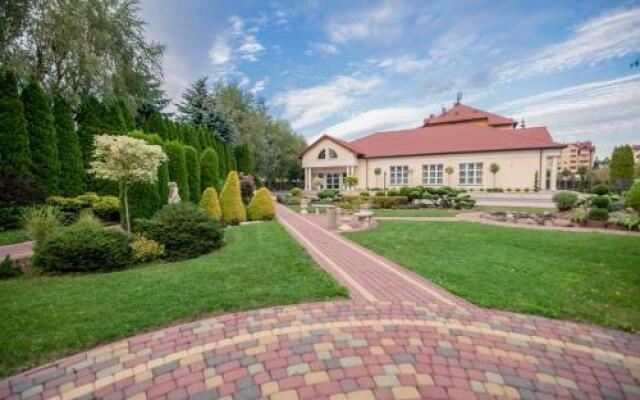 Villa Riviera