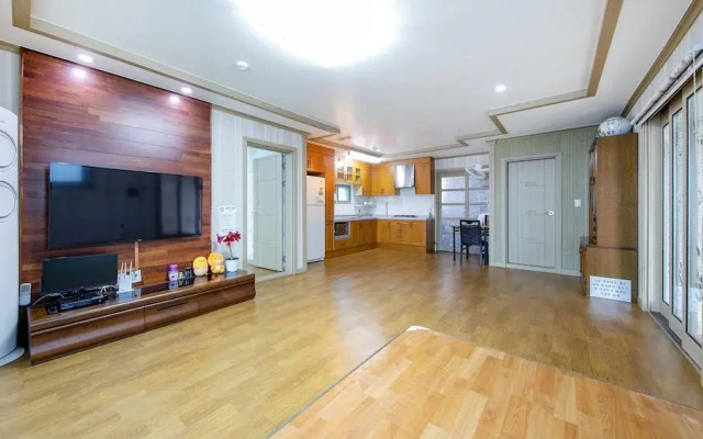 Samcheok Eoulim Pension