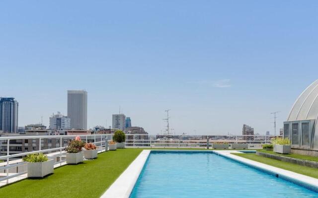 Charming Eurobuilding 2 Luxury