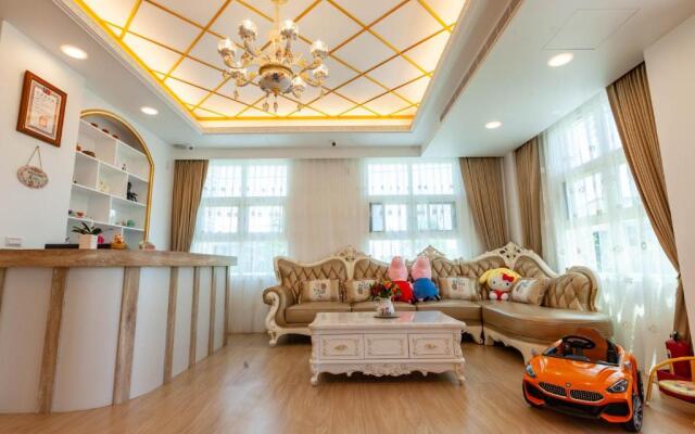 Michelin Castle - Yilan Homestay