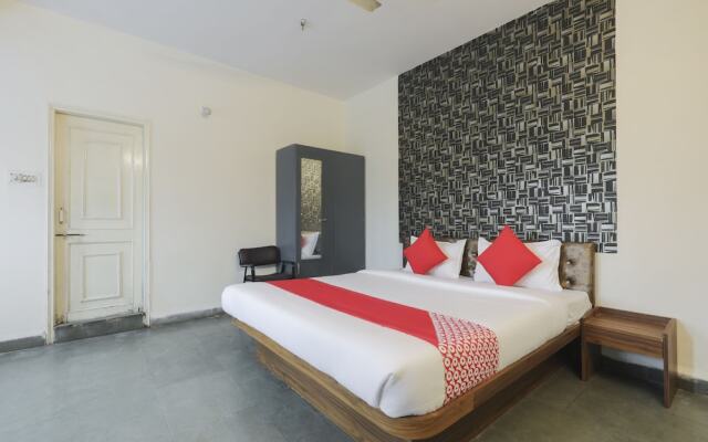 Oyo 41740 Karnawat Guest House