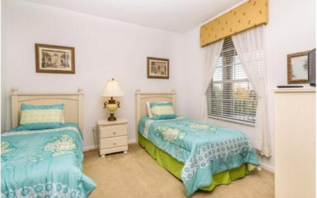 Three-Bedroom Townhome Davenport