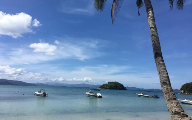 Villa Encantador Resort