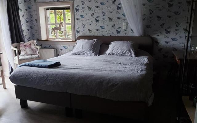 Theetuin Onder de Pannen