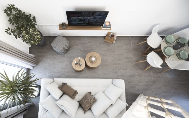Pnoi Luxury Suites