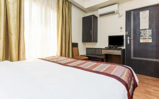 Sampoorna Hotels