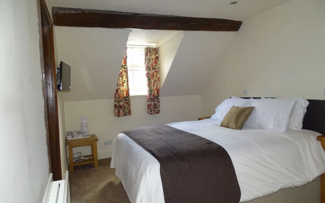 Ellesmere Hotel
