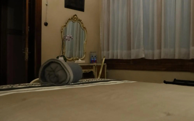 Azcami Boutique Hotel