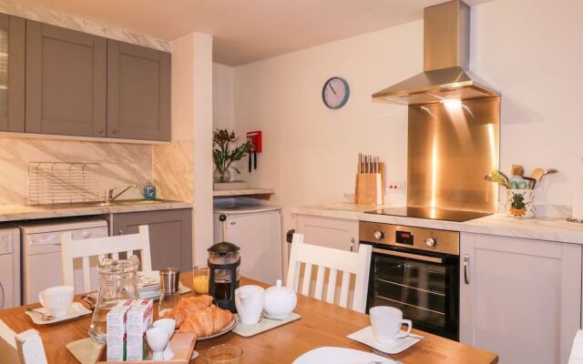 Stonywood Cottage