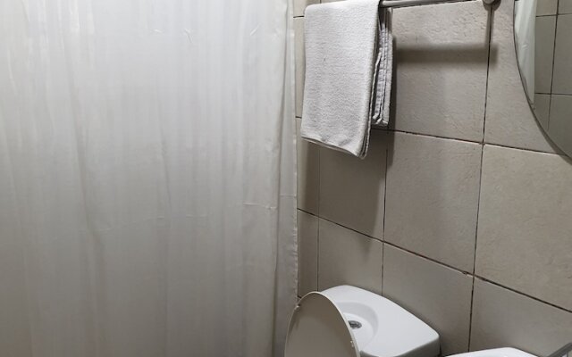 OYO 1011 First Hotel