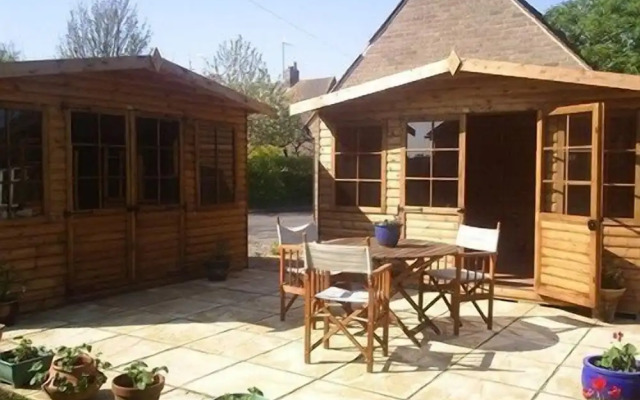 Avebury Life B&B