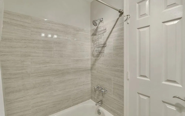 Elsewhere 3 Bedrooms 3 Bathrooms Home