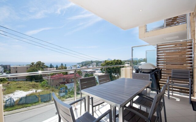 The Summit, Unit 4/25 Tomaree Street