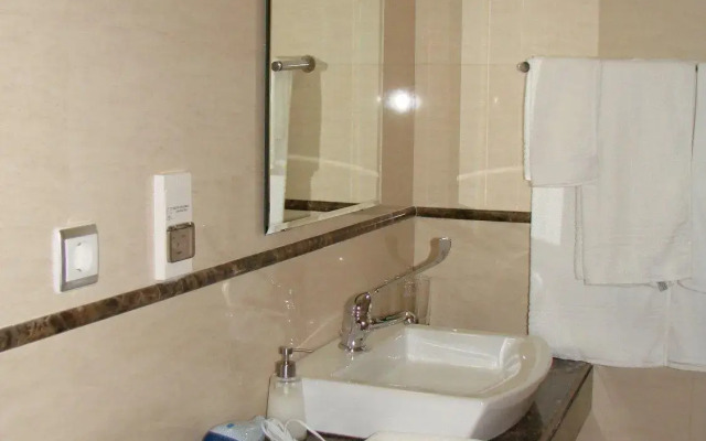 Hotel Apartamentos Baia Brava