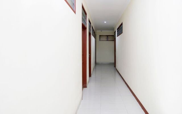 Airy Eco Ratu Indah Mawas Lima 2 Makassar