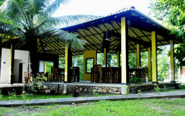 Safari Queens Resort