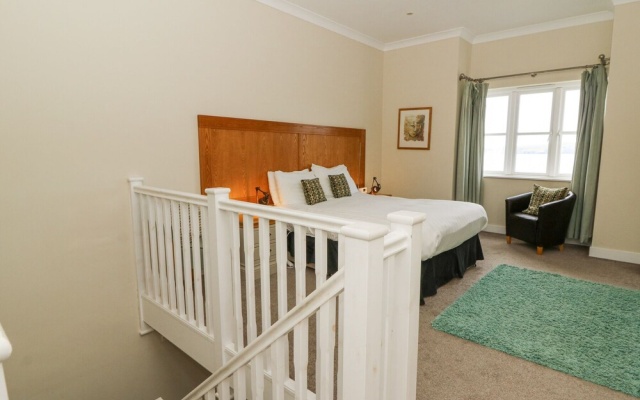 Carningli Suite