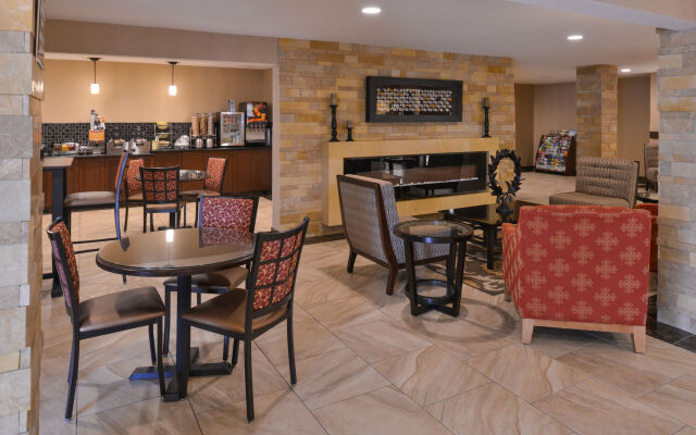 Best Western Woodland Inn