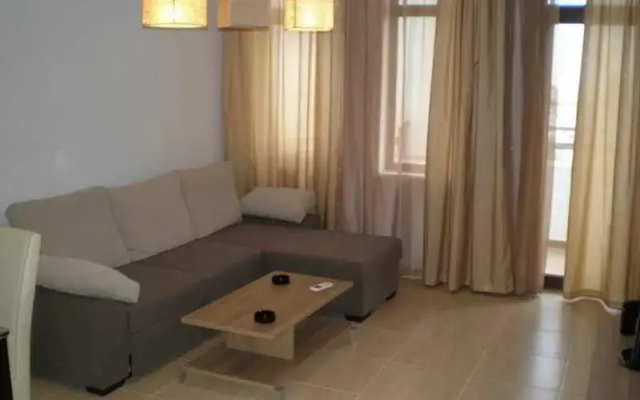Etara 1