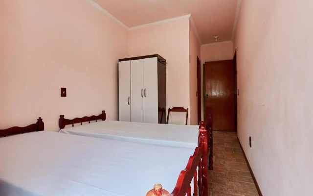 1062 Duplex 100 m da PRAIA DE BOMBINHAS . 2 suites