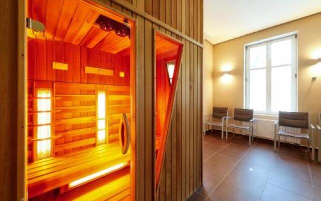 Ipoly Residence Executive Hotel Suites