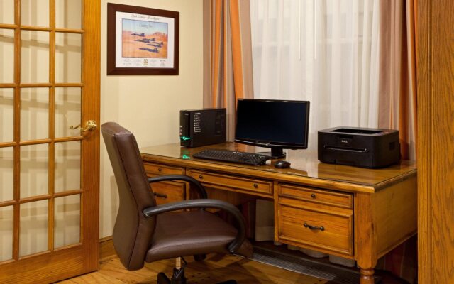 Country Inn & Suites by Radisson, Millville, NJ