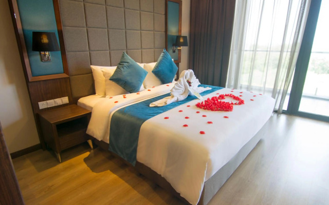 Goldenbay Hotel