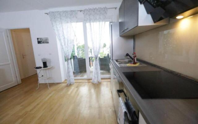 Sunny & cozy Penthouse with Balcony DG5