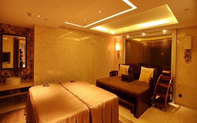 Top Elites City Resort Spa Hotel