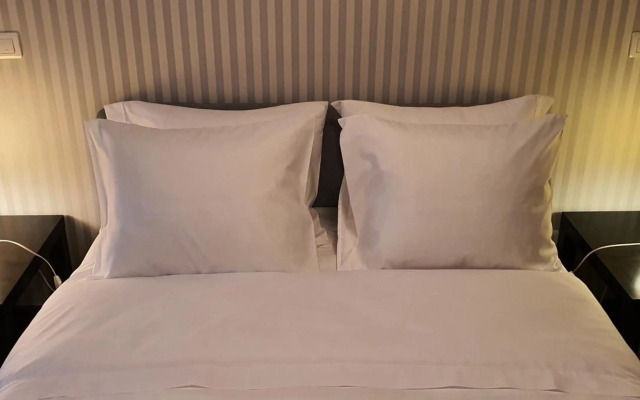 VIVER D'AMOR Oporto Douro River Flat