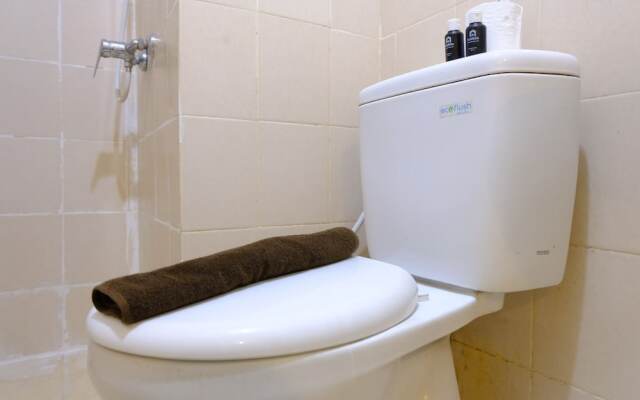 Homey And Modern Designed 2Br Apartment Parahyangan Residence