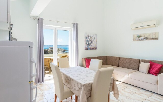 Nice Home in Povljana With Wifi and 2 Bedrooms