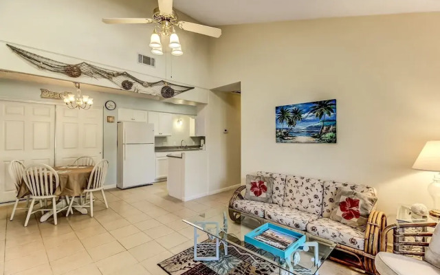 Dog Friendly Condo, Easy Access to Amelia Island Beautiful Beaches by RedAwning