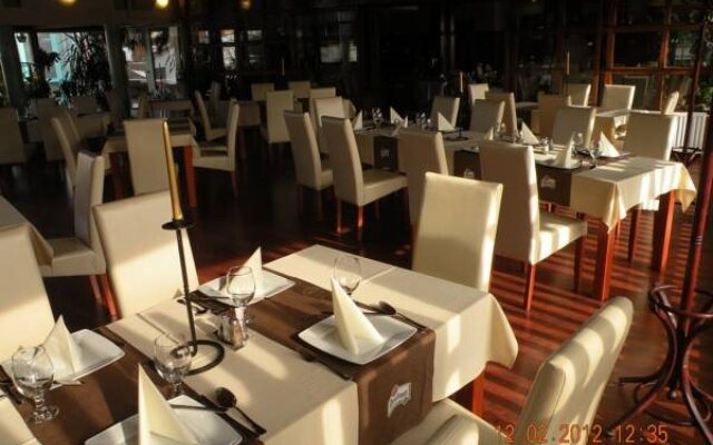 Lugas Wellness Hotel
