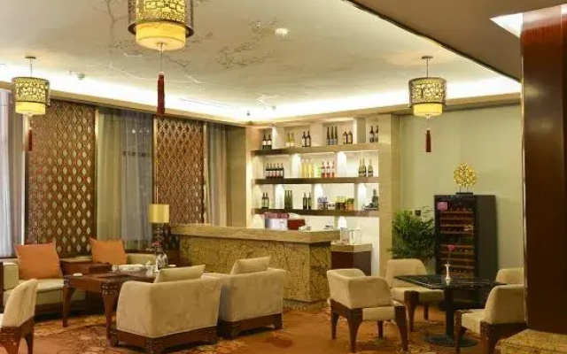 Phoenix Mountain Hotel