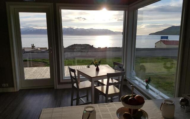 Grenivík Guesthouse